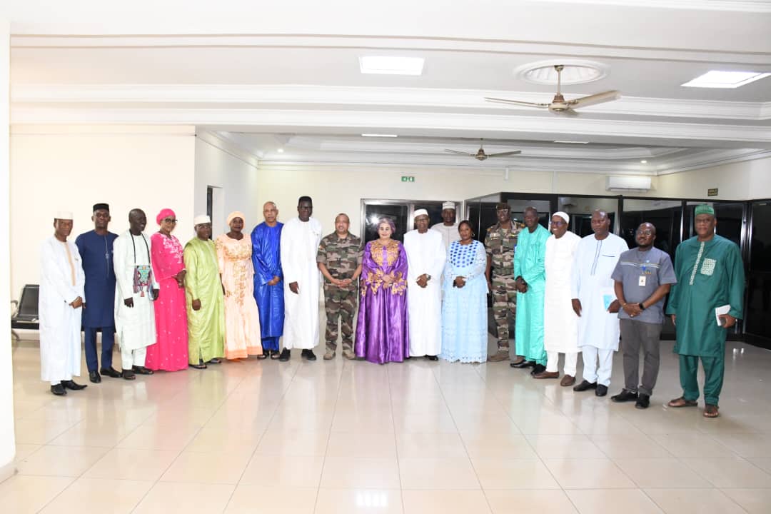 CÉRÉMONIE DE PRÉSENTATION DE VŒUX AU MINISTRE DE LA SÉCURITÉ ET DE LA PROTECTION CIVILE