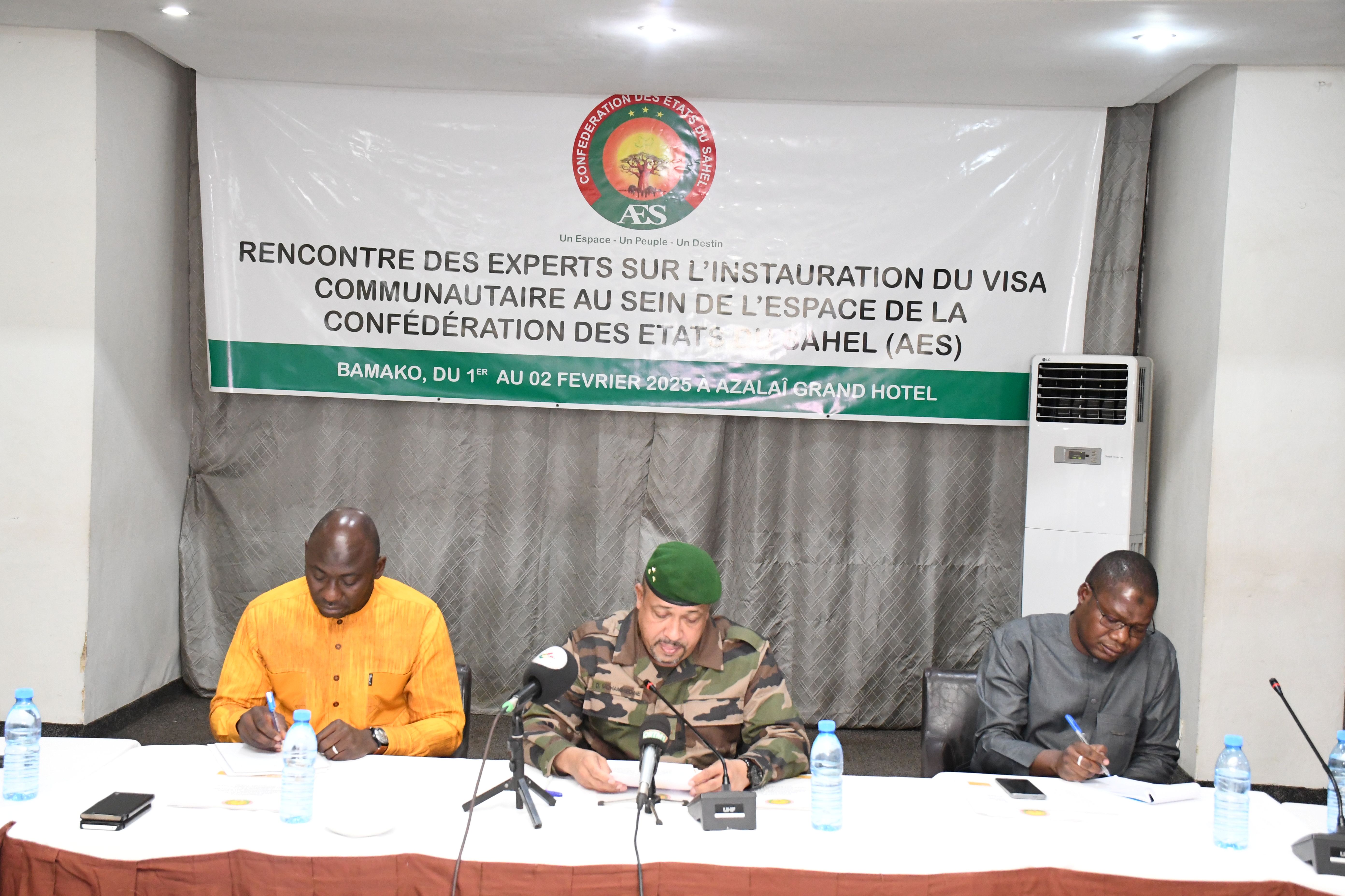 Visa communautaire AES : Les Experts en conclave à Bamako s’accordent sur un type et une dénomination